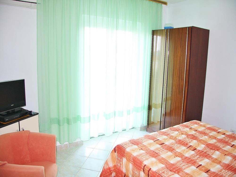 Apartments ลอฟราน ภายนอก รูปภาพ